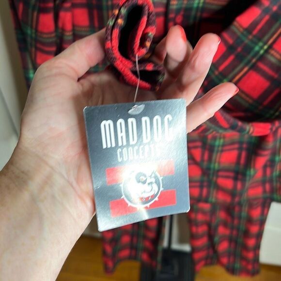 Mad Dog Concepts Holiday Pajamas Red Plaid Size Small NWT - Picture 4 of 5